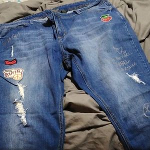 Love Indigo distressed jeans